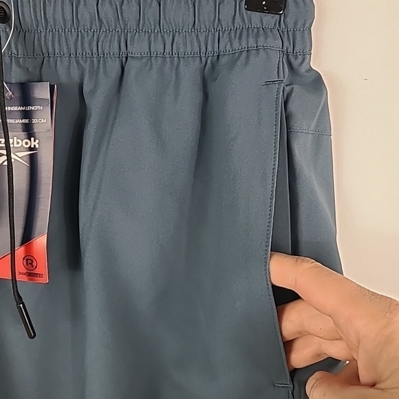NEW Reebok Men's Blue Workout Ready Woven Shorts Sz M NWT - Picture 4 of 11